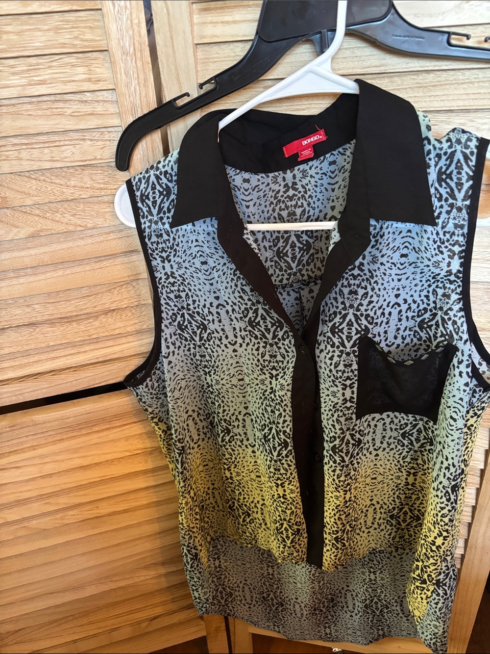 BONGO Sleeveless Sheer Animal Print Blouse Hi-Lo Large